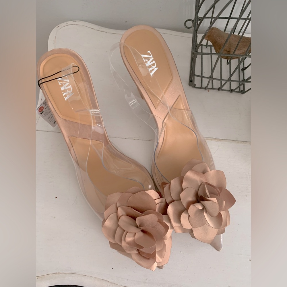 NWT- Zara Cream and Tan Sling backs Heels with Floral Embellishment